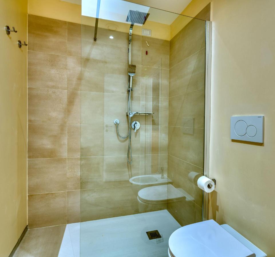 Izzhome Corso76 Cagliari Exterior foto